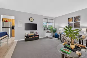 36 Cathedral Ave, Hempstead, NY 11550 - Photo 13