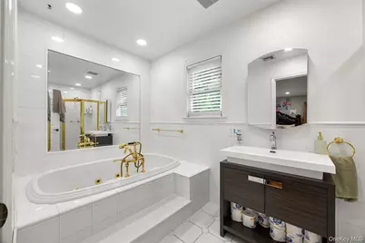 35 Grandview Avenue, Nanuet, NY 10954 - Photo 15