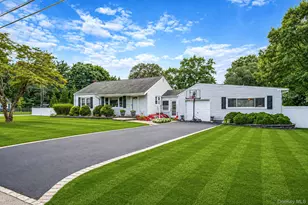 19 Ridgeley Rd, Smithtown, NY 11787 - Photo 3