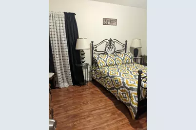 [Address not provided], Hempstead, NY 11550 - Photo 9