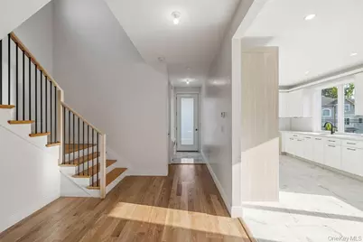 466 W Central Avenue #212, Monsey, NY 10977 - Photo 3