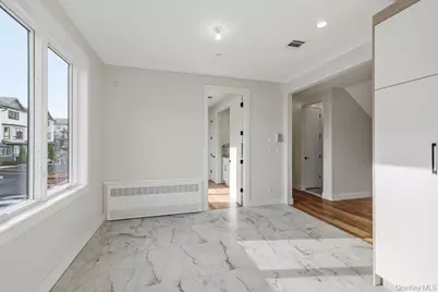 466 W Central Avenue #212, Monsey, NY 10977 - Photo 5
