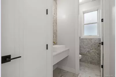466 W Central Avenue #212, Monsey, NY 10977 - Photo 31