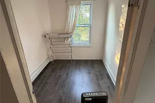4529 Carpenter Ave, Bronx, NY 10470 - Photo 13