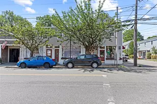 51 Spring St, Oyster Bay, NY 11771 - Photo 9