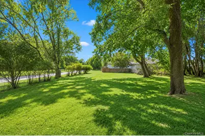 2600 Boisseau Avenue, Southold, NY 11971 - Photo 33