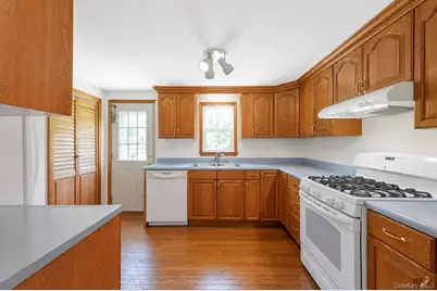 2600 Boisseau Avenue, Southold, NY 11971 - Photo 13