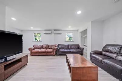 136 Woodhull Road, Huntington, NY 11743 - Photo 17