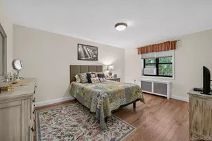1243 California Rd, Eastchester, NY 10709 - Photo 15