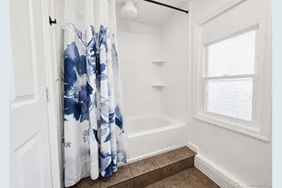 18 Oceanview Avenue, Farmingville, NY 11738 - Photo 9
