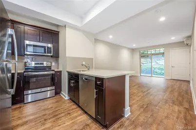 40 Jackson Avenue #3D, Eastchester, NY 10709 - Photo 5