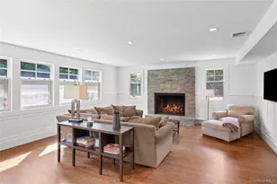 18 Grn Mdw Ln, Huntington, NY 11743 - Photo 5