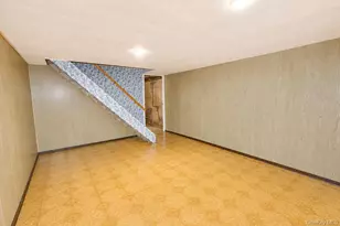 44 Sunset Ave, Farmingdale, NY 11735 - Photo 35