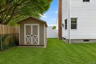 44 Sunset Ave, Farmingdale, NY 11735 - Photo 49