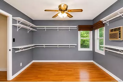 44 Sunset Avenue, Farmingdale, NY 11735 - Photo 21