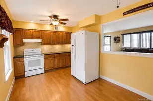 44 Sunset Ave, Farmingdale, NY 11735 - Photo 13
