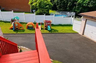 98 Bushey Ave, Yonkers, NY 10710 - Photo 29