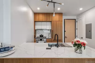 4507 Ct Square, Long Island City, NY 11101 - Photo 3