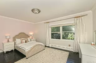 19 Sparrow Ln, Huntington, NY 11743 - Photo 25