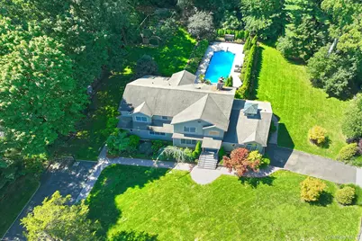 19 Sparrow Lane, Huntington, NY 11743 - Photo 39