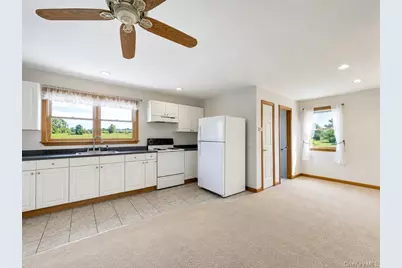 126 Jackson Avenue, New Windsor, NY 12553 - Photo 5