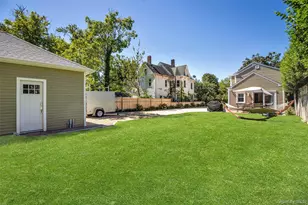 430 1st St, Greenport, NY 11944 - Photo 5