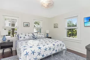 430 1st St, Greenport, NY 11944 - Photo 33