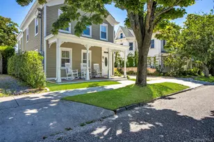 430 1st St, Greenport, NY 11944 - Photo 23