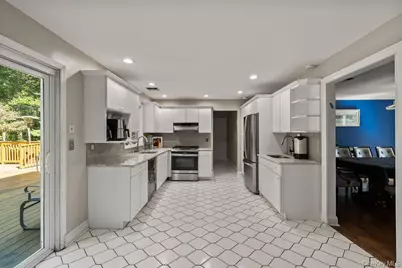 15 Parkside Court, Pomona, NY 10970 - Photo 11