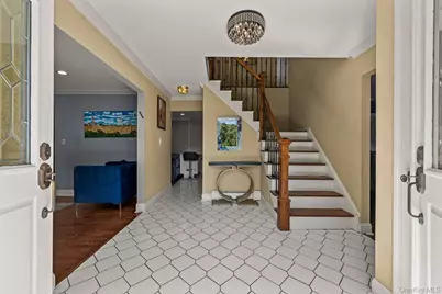 15 Parkside Court, Pomona, NY 10970 - Photo 5