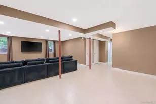 4 Witmer Ct, Islandia, NY 11749 - Photo 15