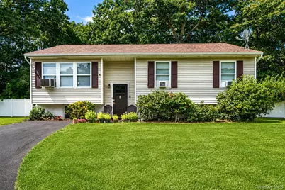 4 Witmer Court, Islandia, NY 11749 - Photo 1