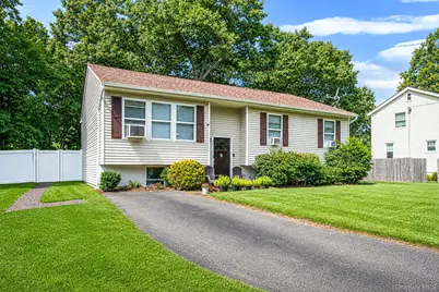 4 Witmer Court, Islandia, NY 11749 - Photo 31