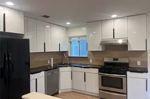 24 Kirkwood Rd, Port Washington, NY 11050 - Photo 3