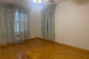 65-10 108th St, Forest Hills, NY 11375 - Photo 17
