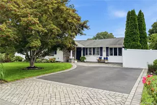 2 Mt Wilson Ave, Farmingville, NY 11738 - Photo 3