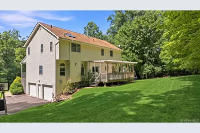 2 Belmar Court, Suffern, NY 10901 - Photo 41