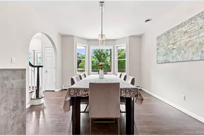 2 Belmar Court, Suffern, NY 10901 - Photo 5