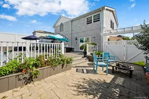 25 West 10th Road, Broad Channel, NY 11693 - Photo 17