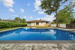 42 Rita Crescent, Commack, NY 11725 - Photo 3