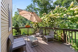 73 Town House Dr, Massapequa Park, NY 11762 - Photo 23