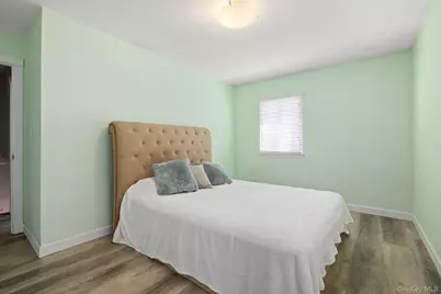 73 Town House Drive, Massapequa Park, NY 11762 - Photo 21