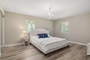 73 Town House Dr, Massapequa Park, NY 11762 - Photo 15