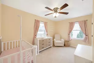 70 Mohawk Dr, North Babylon, NY 11703 - Photo 13