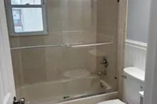 842 N Wellwood Ave, Lindenhurst, NY 11757 - Photo 5