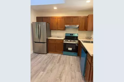 6 Cobblestone Way, Mount Sinai, NY 11766 - Photo 5