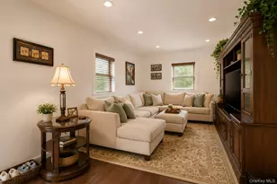 2 Salem Dr, Brookhaven, NY 11790 - Photo 9