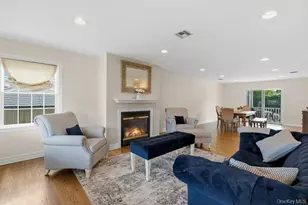 47 Syosset Cir, Syosset, NY 11791 - Photo 5