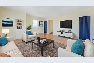 39 Chapman Place, Bay Shore, NY 11706 - Photo 11