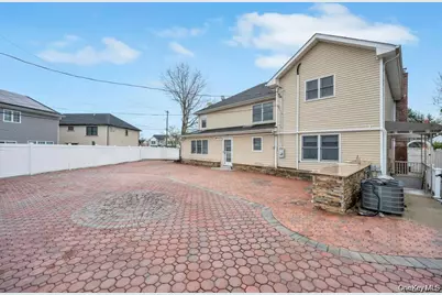 6 Garden Circle, Syosset, NY 11791 - Photo 29